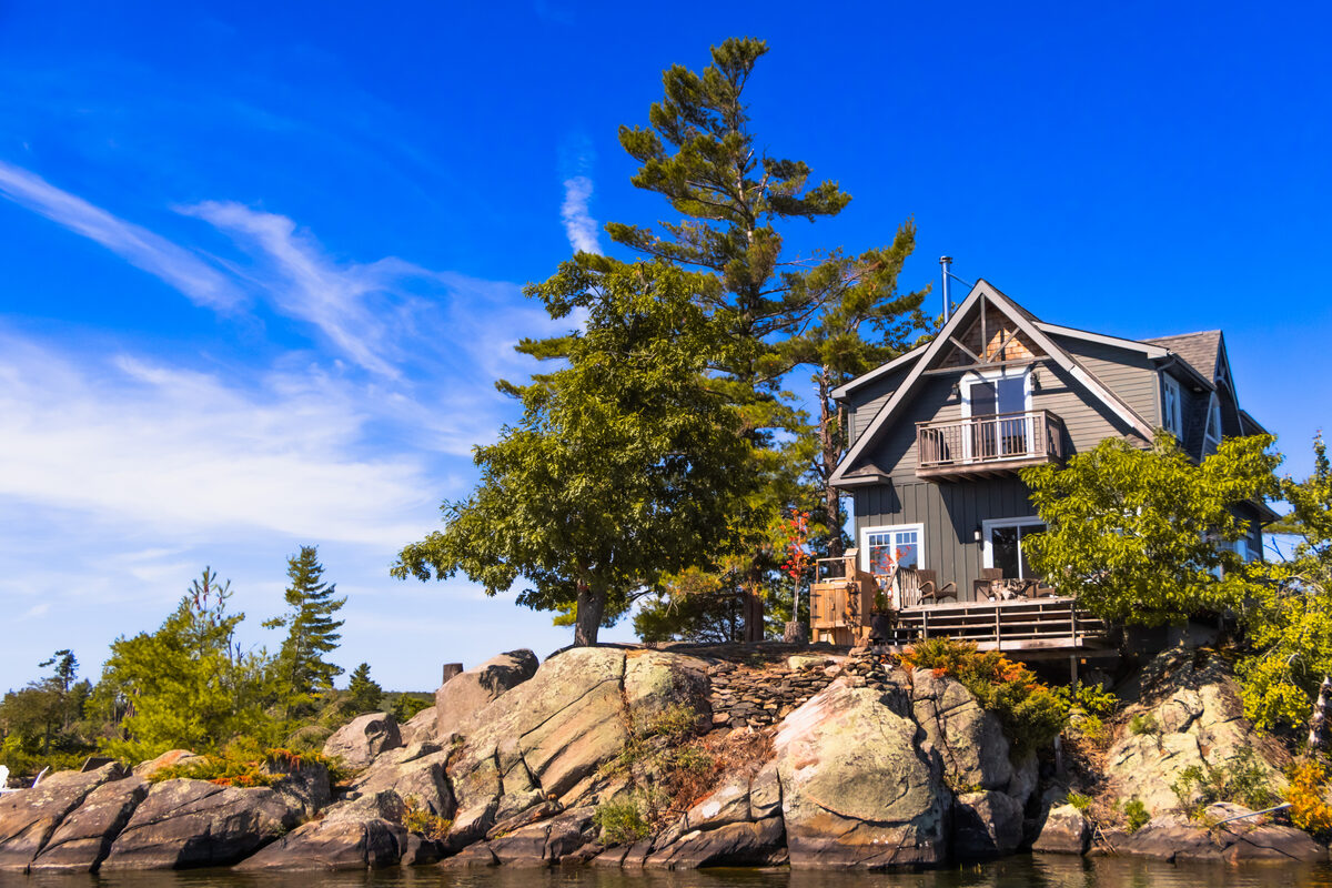 A heritage-inspired property at the edge of the Canadian Shield