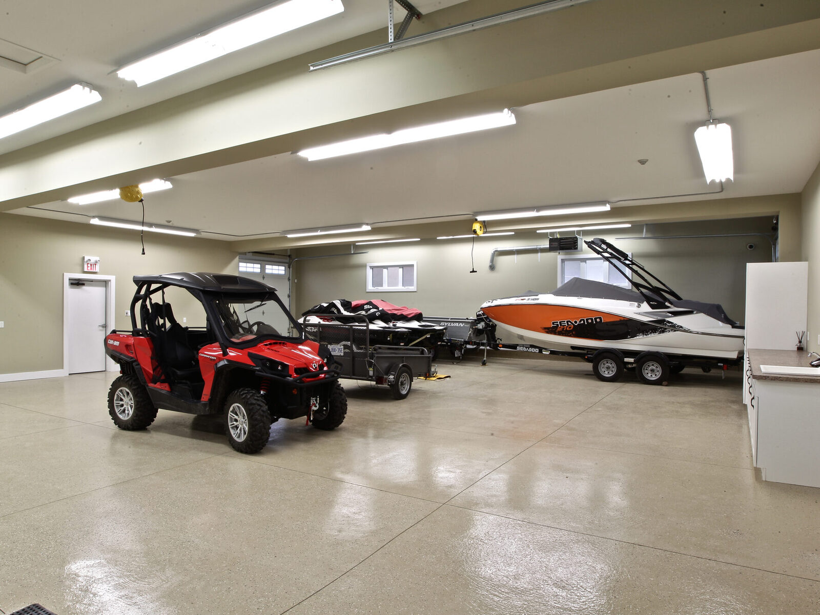 Custom Storage Garage with Loft, photo 4