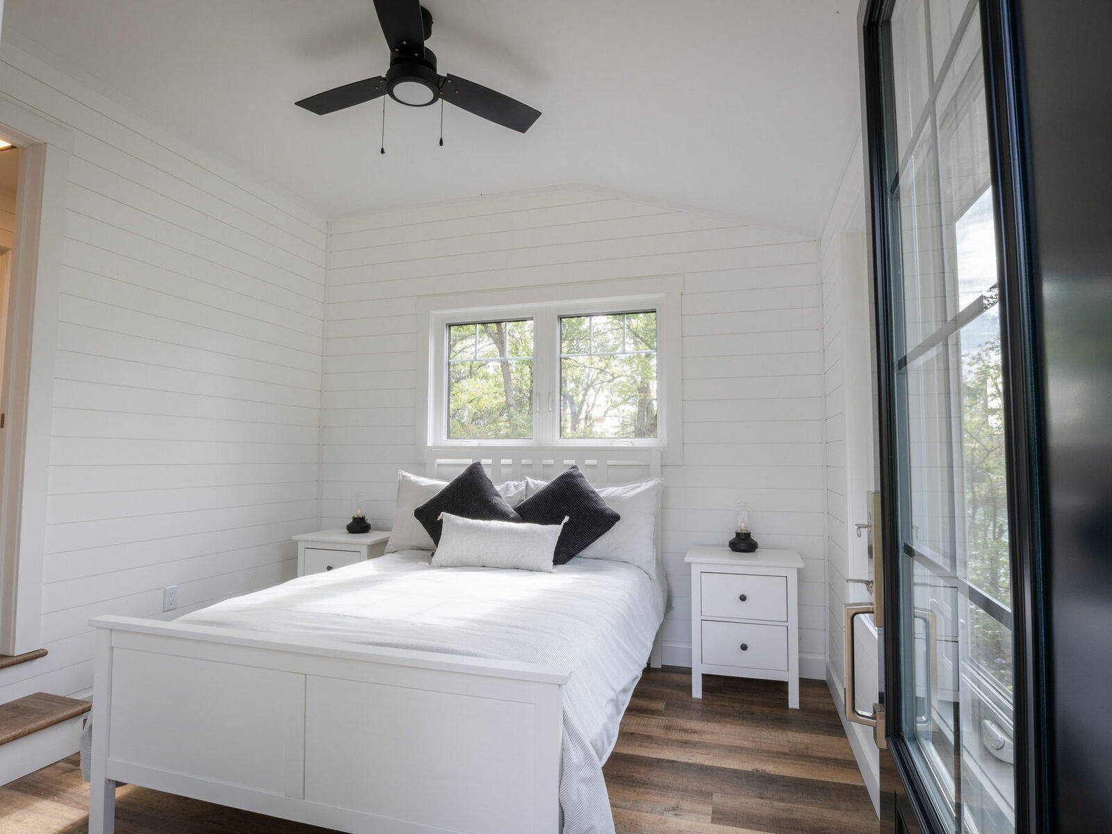 Hillside Bunkie, photo 4