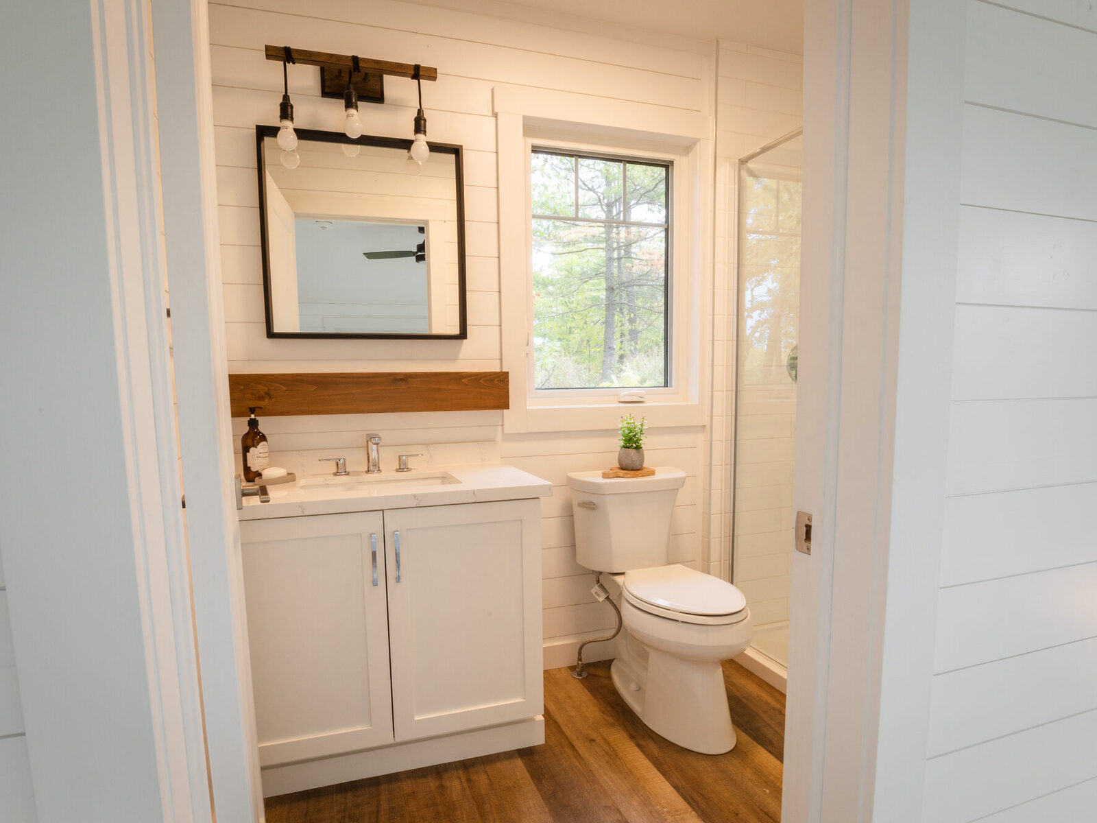Hillside Bunkie, photo 7