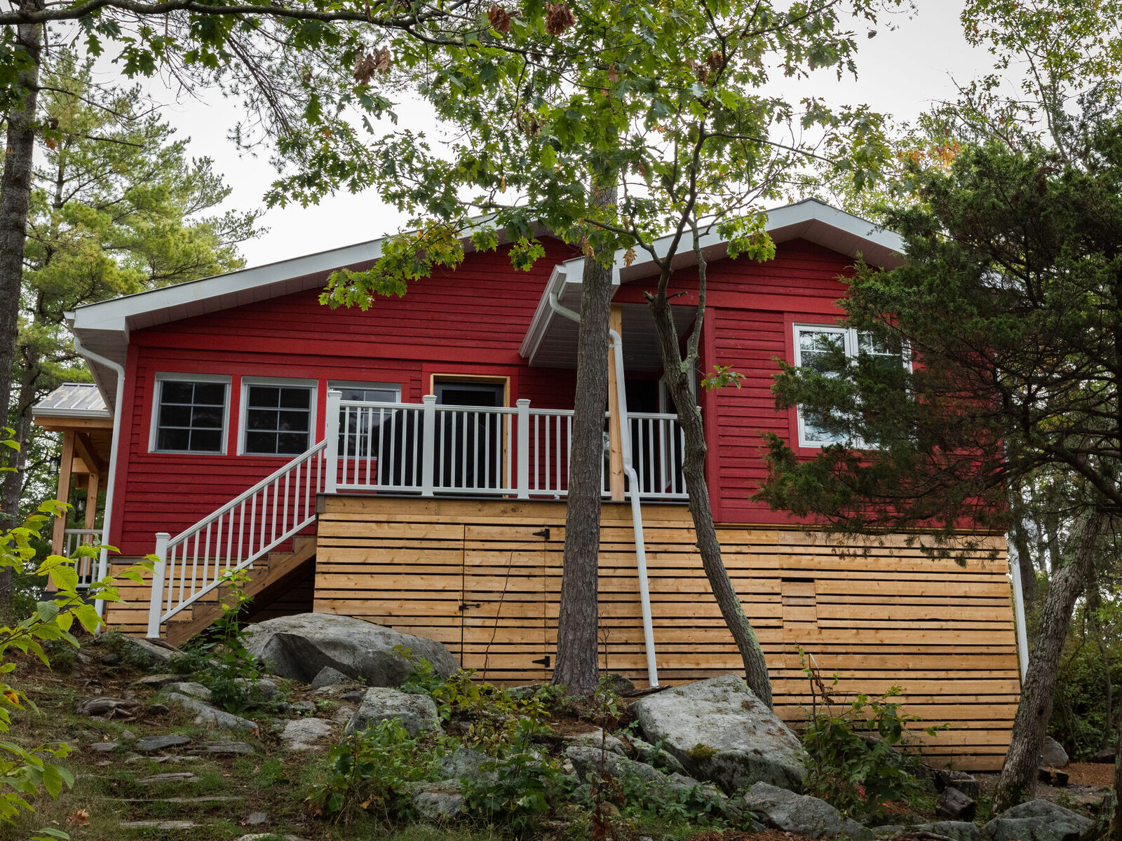Hillside Lake Cottage, photo 10
