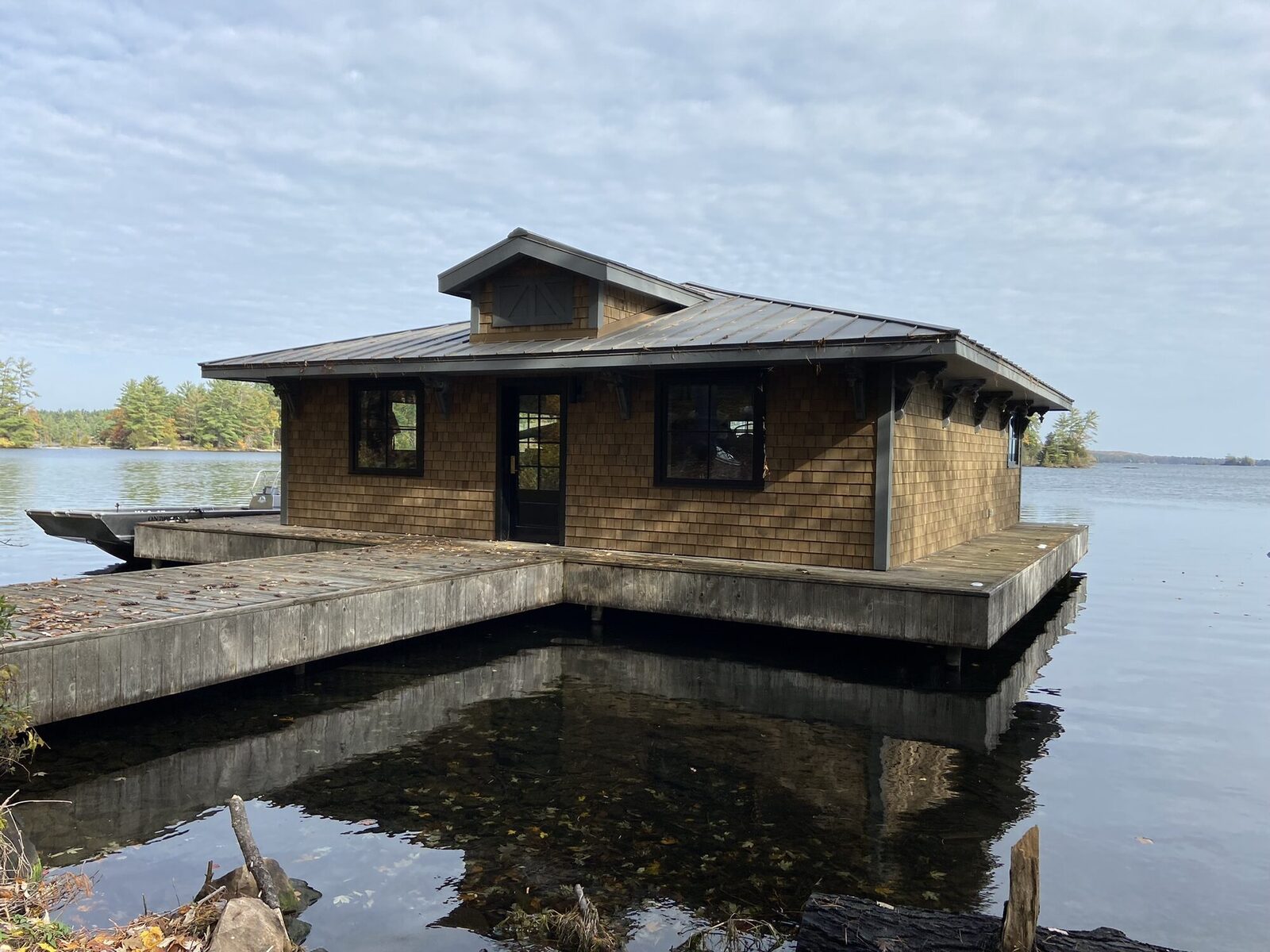 Lakefront Boathouse Garage, photo 4
