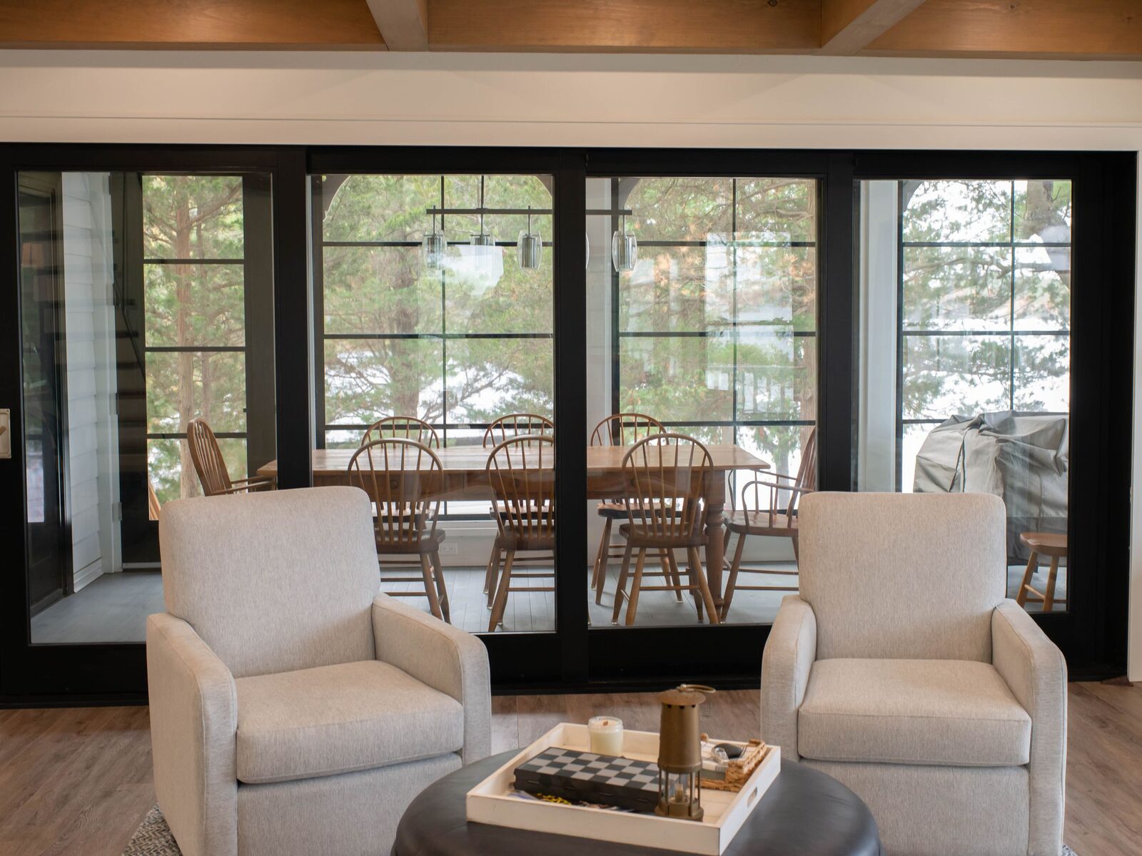 Lakefront Heritage-Inspired Custom Home, photo 6