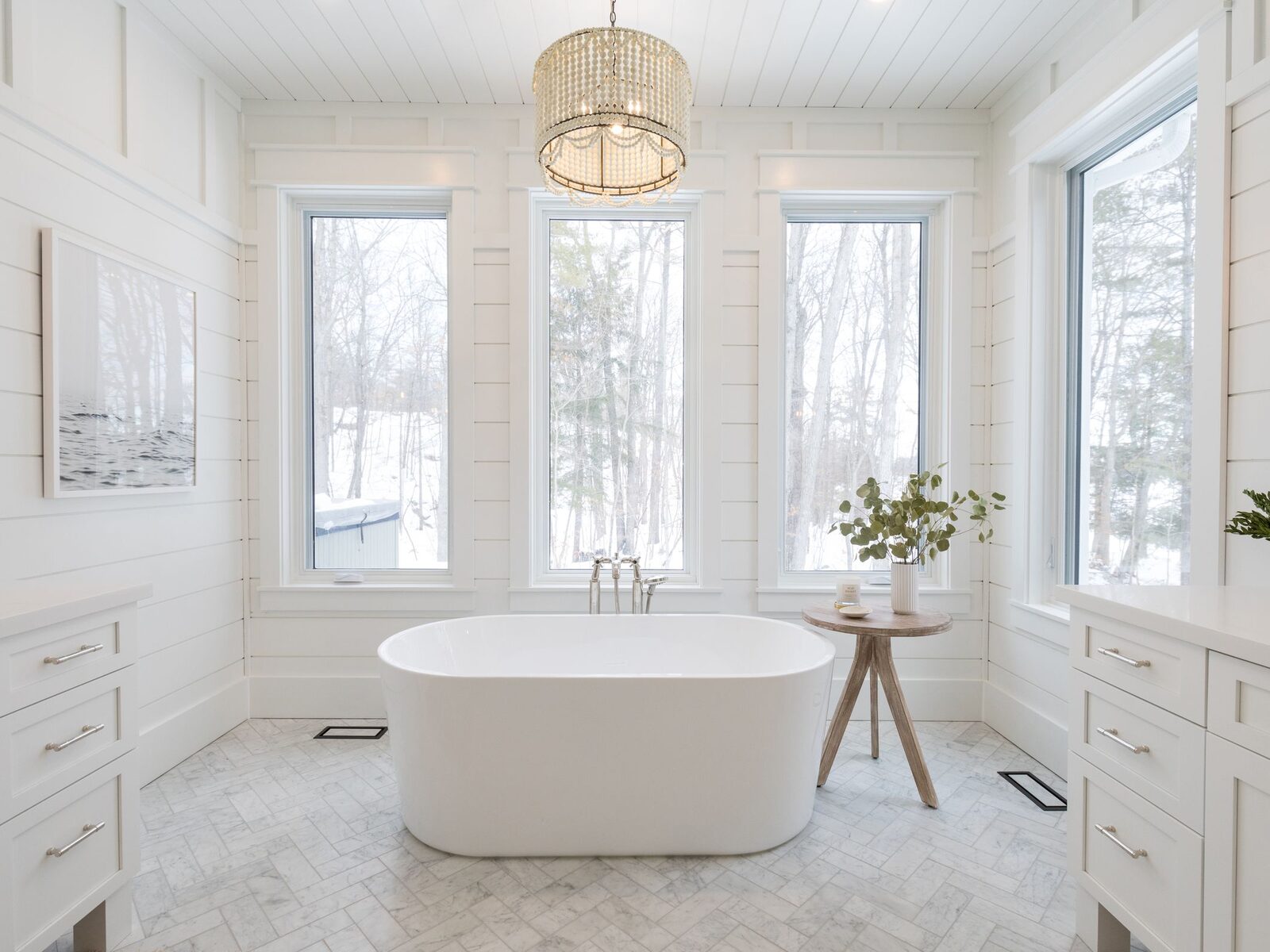 Lakefront Modern Cottage Retreat, photo 4