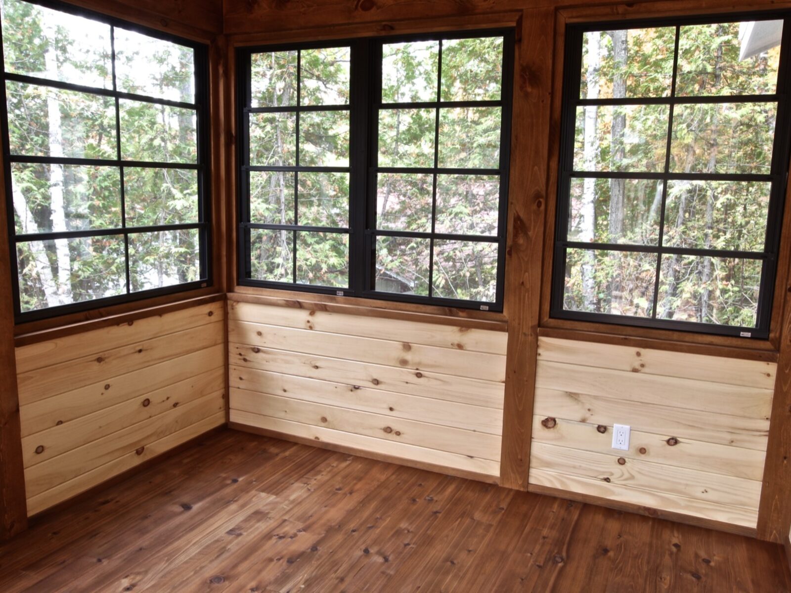 The Pine Retreat Bunkie, photo 1