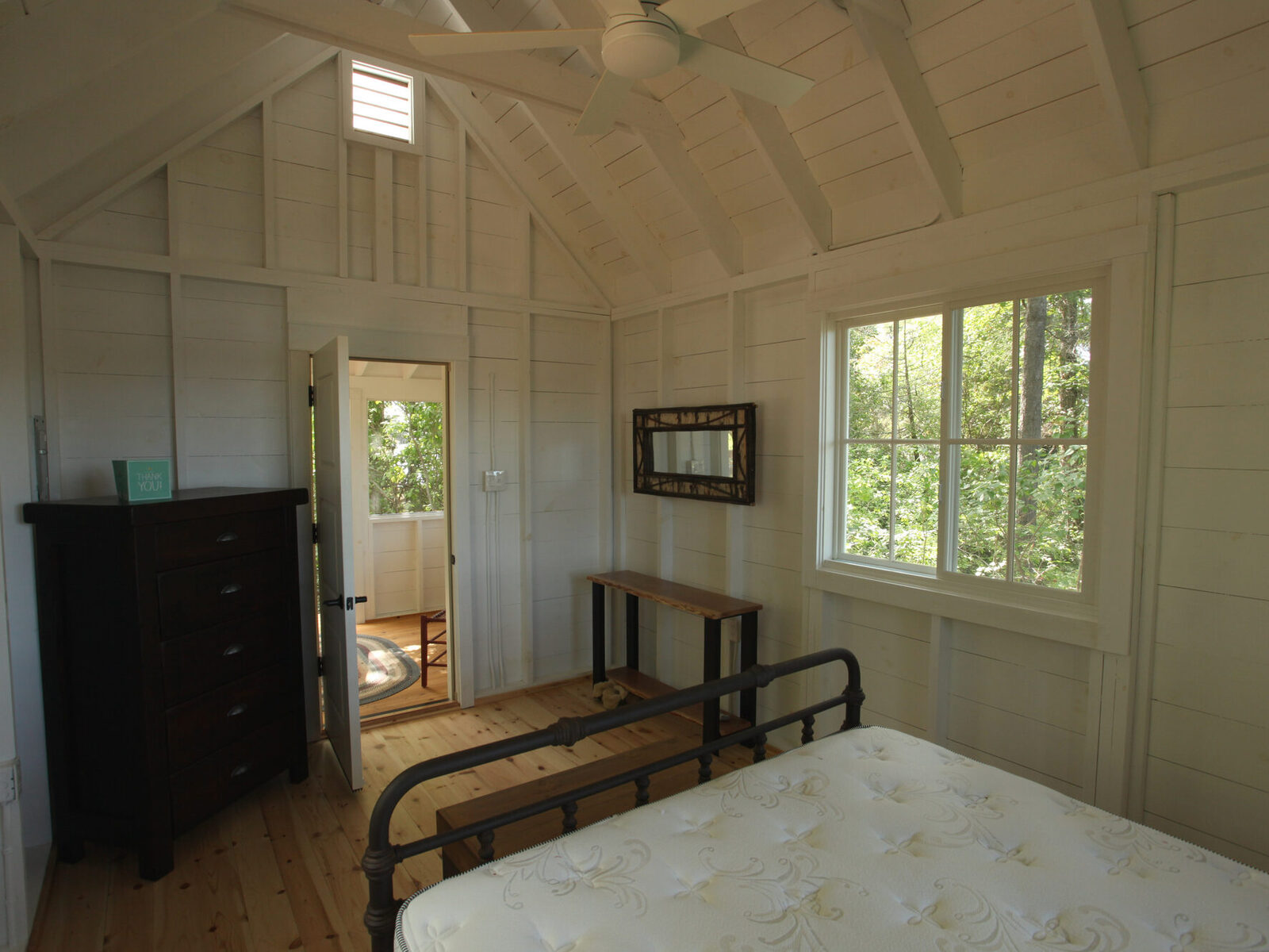 Woodland Storage Bunkie, photo 6