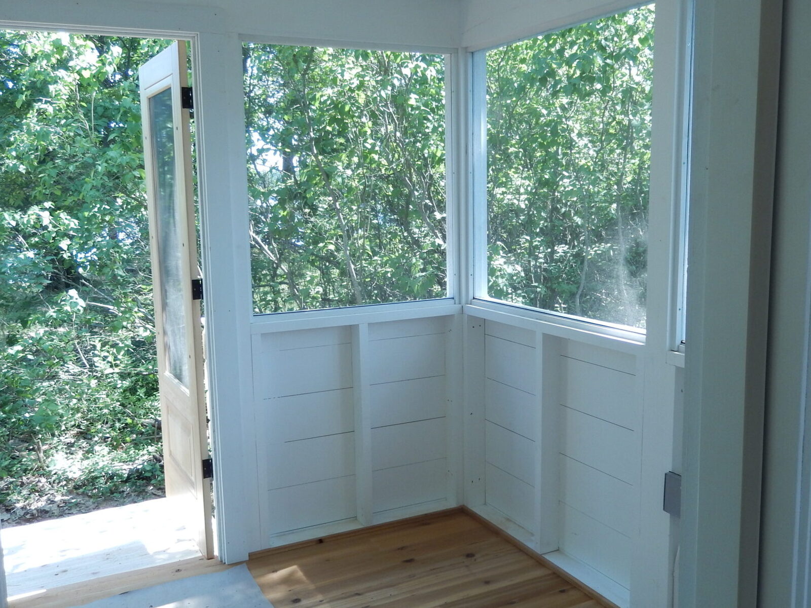 Woodland Storage Bunkie, photo 7