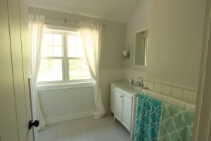 stoney lake custom cottage build-master bathroom