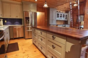 Stoney Lake island cottage renovation - kitchen island