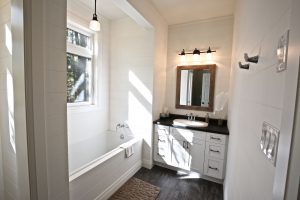 Custom Built Island Cottage - Bathroom