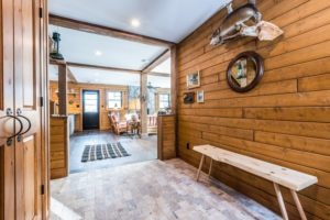 Buckhorn Custom Cottage (37)