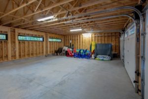 Garage - interior