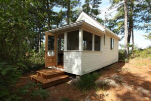 Stoney Lake Bunkie